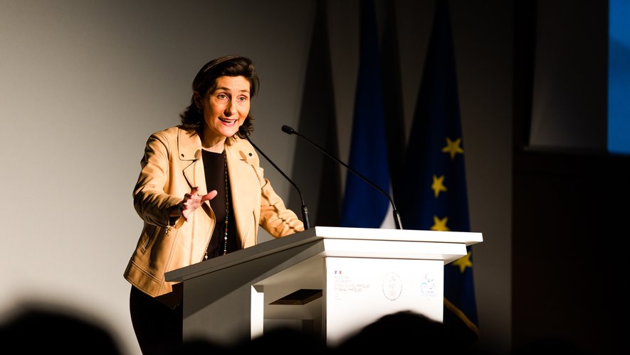 Amélie Oudéa-Castéra demande aux élus de reconsidérer leur position…