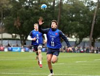Seul joueur à zéro sélection du XV de départ qui affrontera l’Italie, Ethan Dumortier a profité de la blessure de Gabin Villière pour connaître une promotion éclair, qui est somme toute bien méritée.