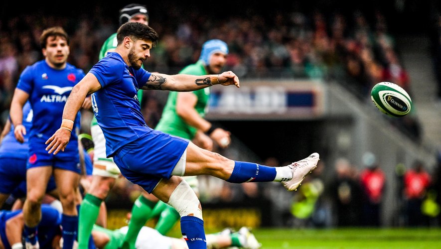 Romain Ntamack, demi d'ouverture du XV de France lors de la défaite face à l'Irlande.