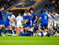 Dorian Aldegheri, pilier du XV de France, contre l'Angleterre