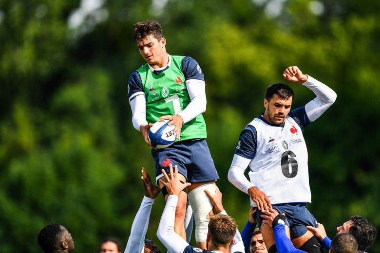 Matthias Haddad à l'entraînement avec le XV de France à Marcoussis en juin 2022.