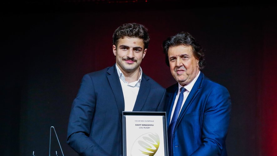Davit Niniashvili a reçu des mains de Philippe Oustric (directeur des Oscars) l’Oscar Midi Olympique