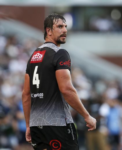 Eben Etzebeth (Sharks) est forfait pour le choc face au Stade toulousain.